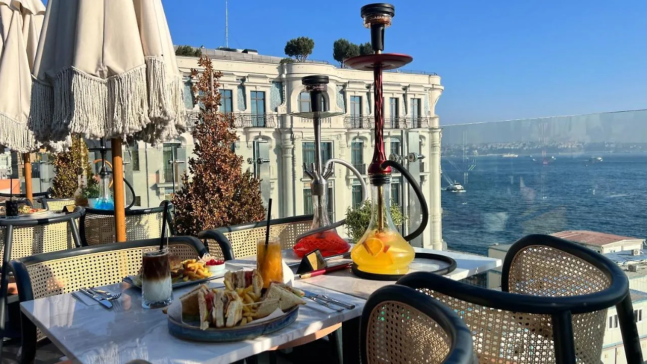 The Wings Hotel Istanbul 4*,